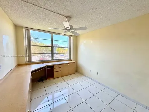 1200 Saint Charles Place Pembroke Pines FL 33026