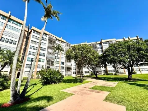 1200 Saint Charles Place Pembroke Pines FL 33026