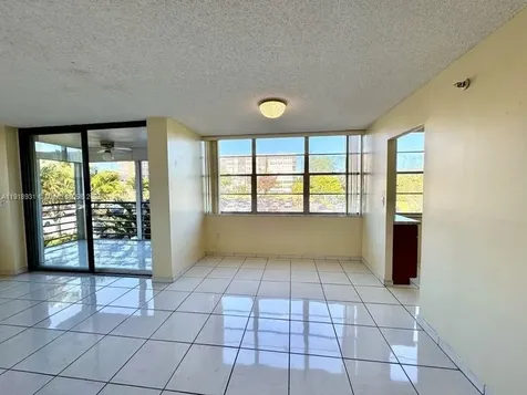 1200 Saint Charles Place Pembroke Pines FL 33026