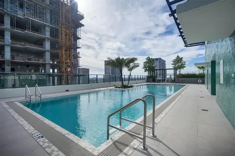 11 NE 6th Street Miami FL 33132