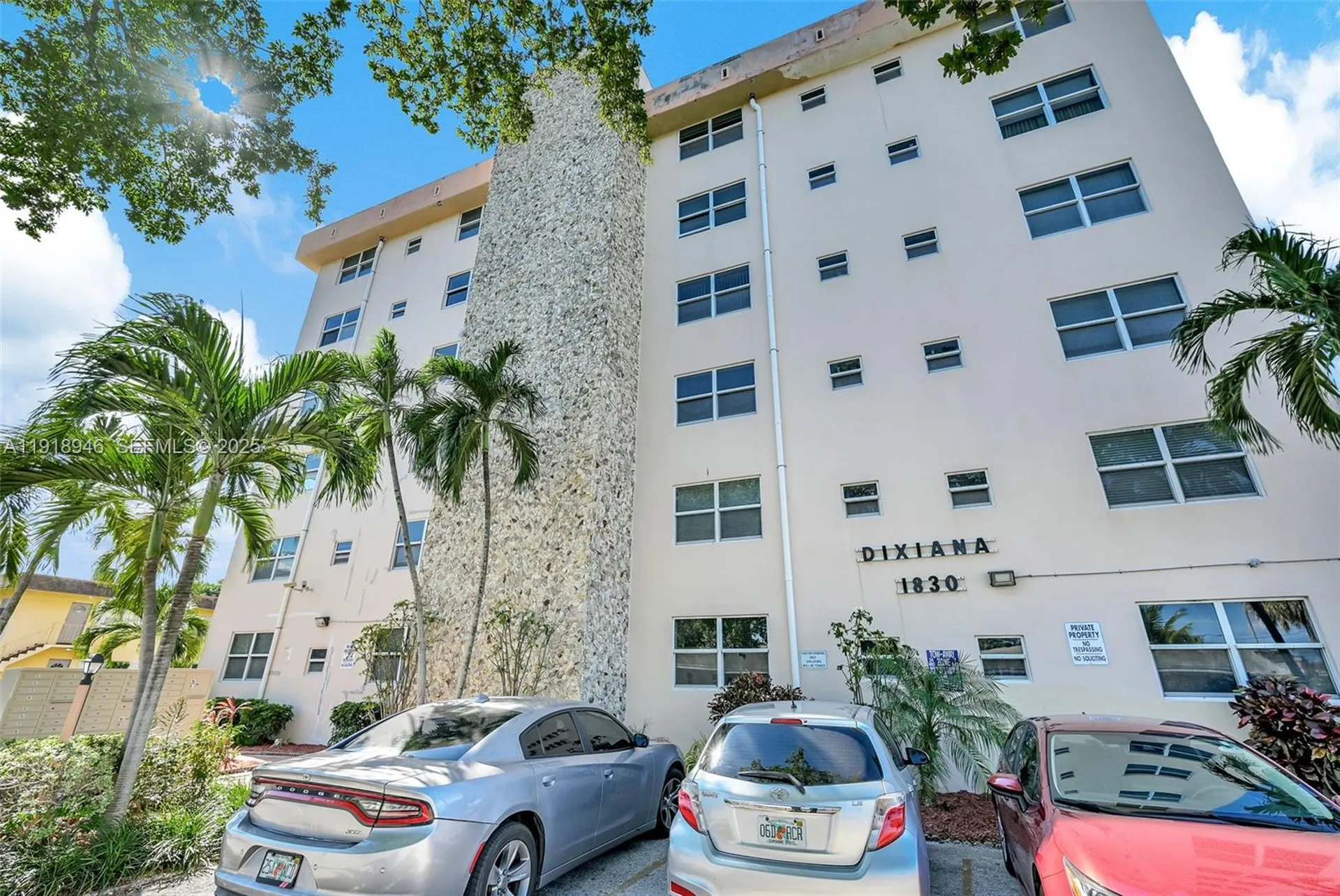 1830 Dixieanna Street Hollywood FL 33020