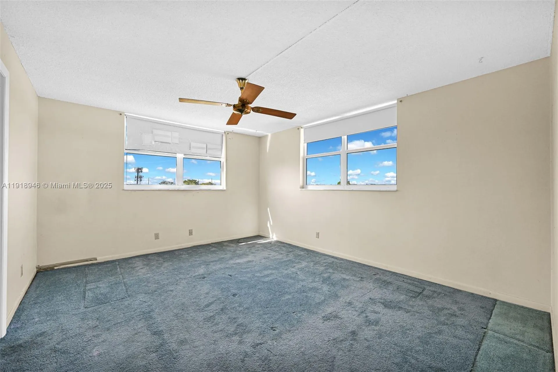 1830 Dixieanna Street Hollywood FL 33020