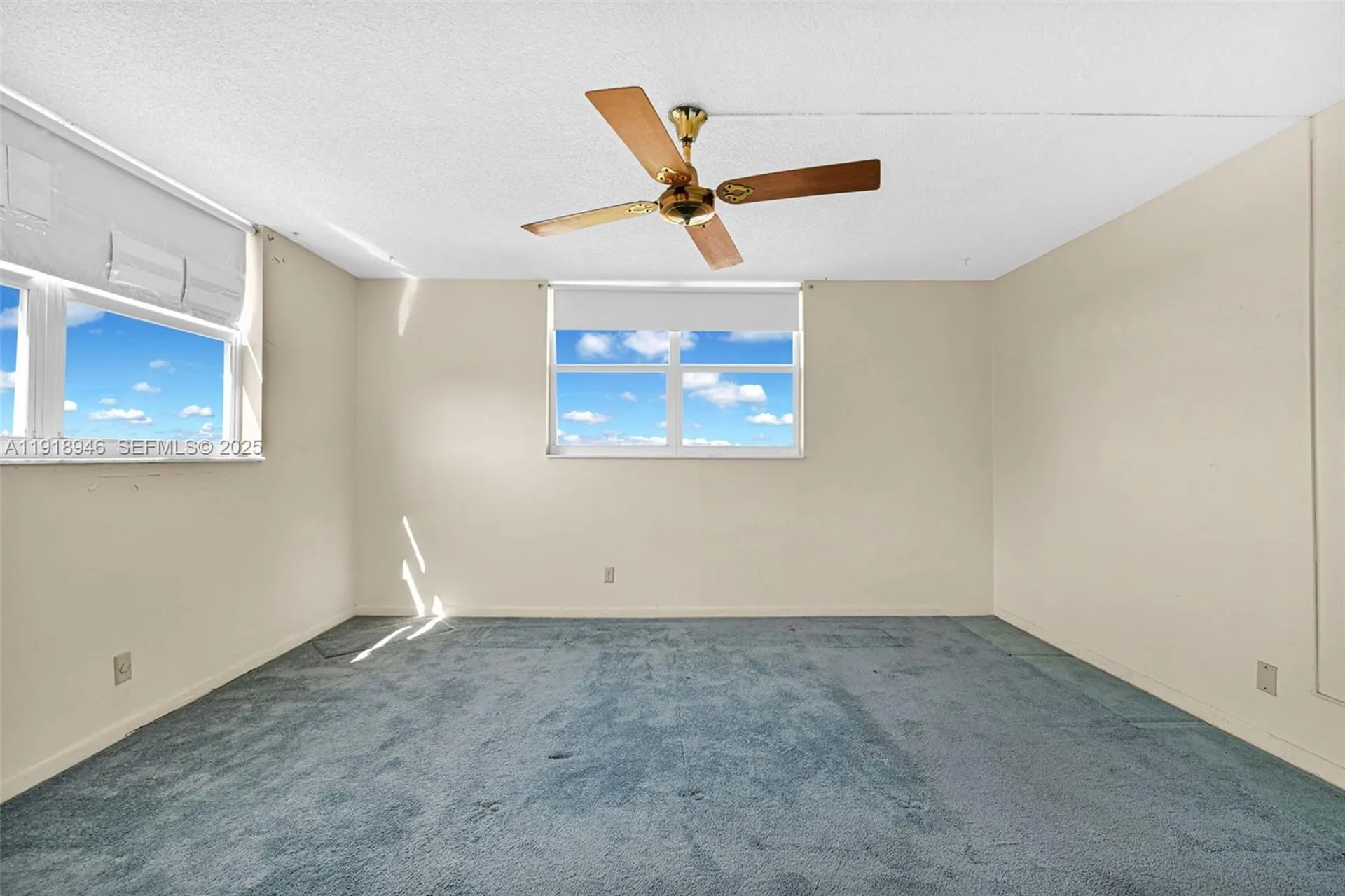 1830 Dixieanna Street Hollywood FL 33020