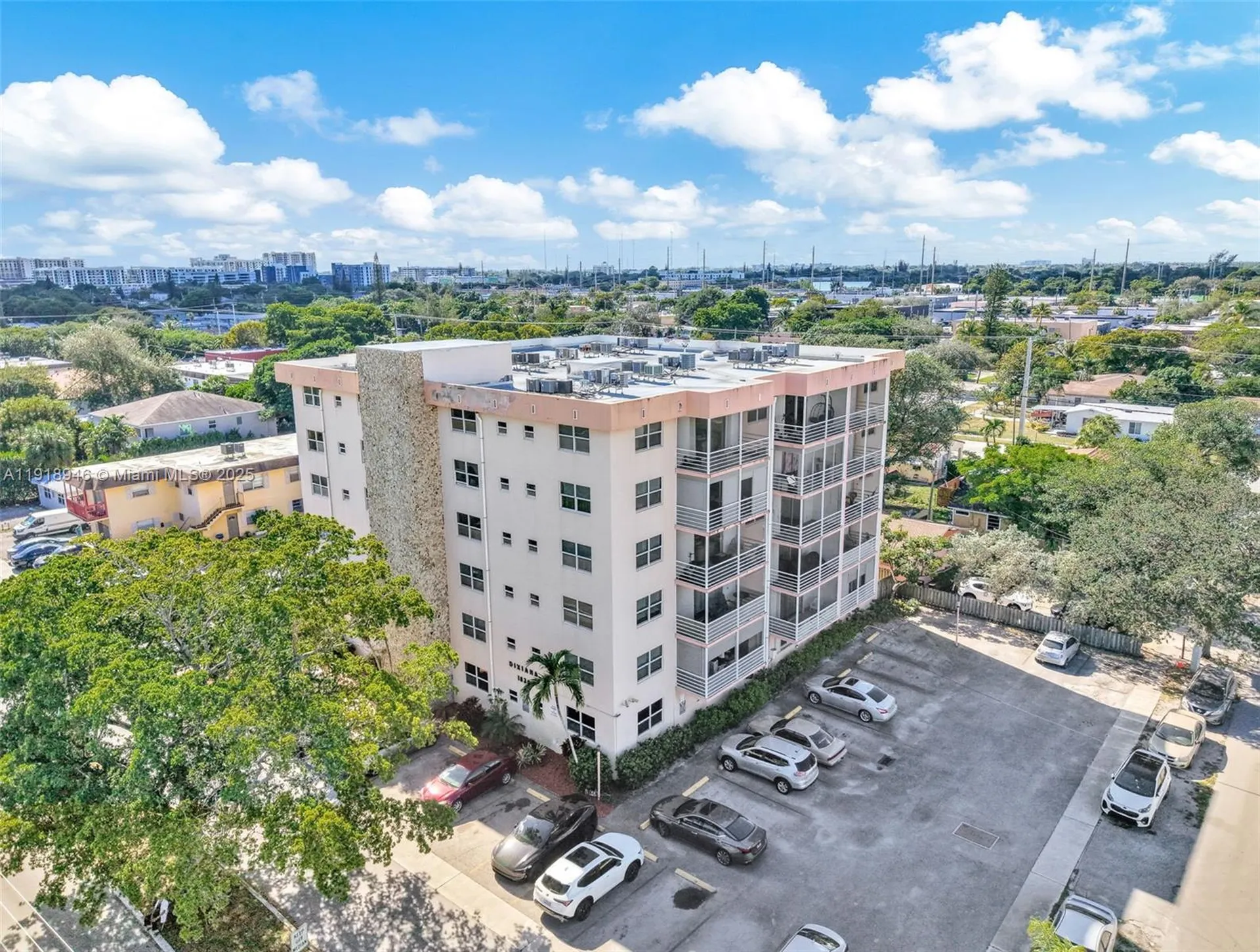 1830 Dixieanna Street Hollywood FL 33020
