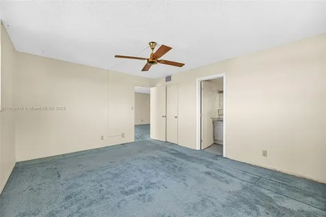 1830 Dixieanna Street Hollywood FL 33020