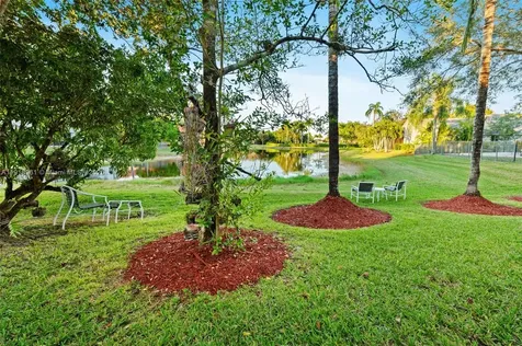 3058 Lakewood Drive Weston FL 33332