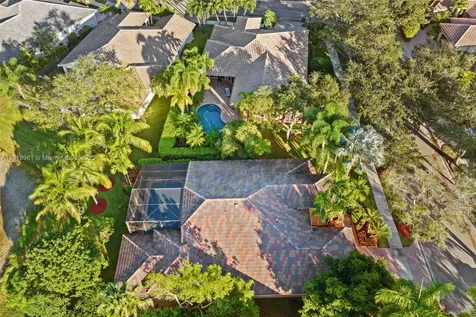3058 Lakewood Drive Weston FL 33332
