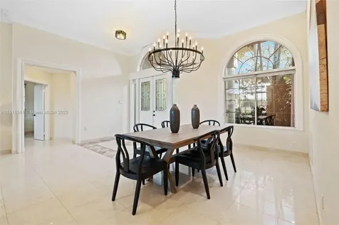 3058 Lakewood Drive Weston FL 33332