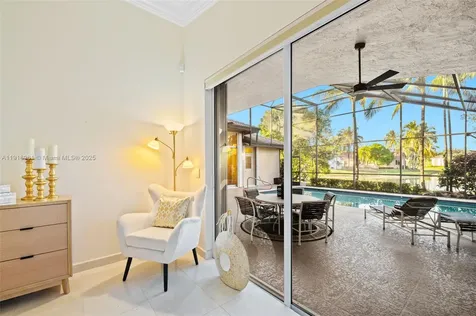 3058 Lakewood Drive Weston FL 33332