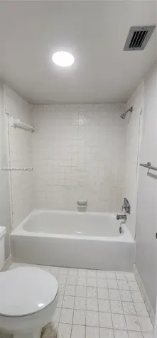 18021 Biscayne Boulevard Aventura FL 33160