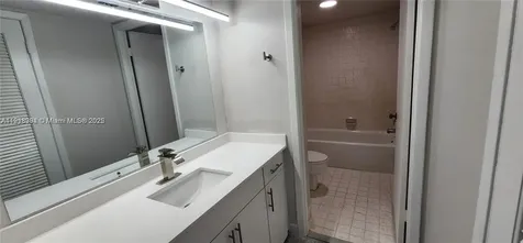 18021 Biscayne Boulevard Aventura FL 33160