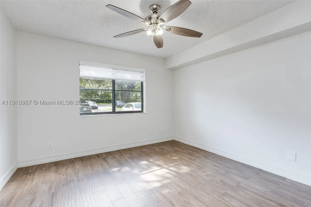 650 S Park Road Hollywood FL 33021