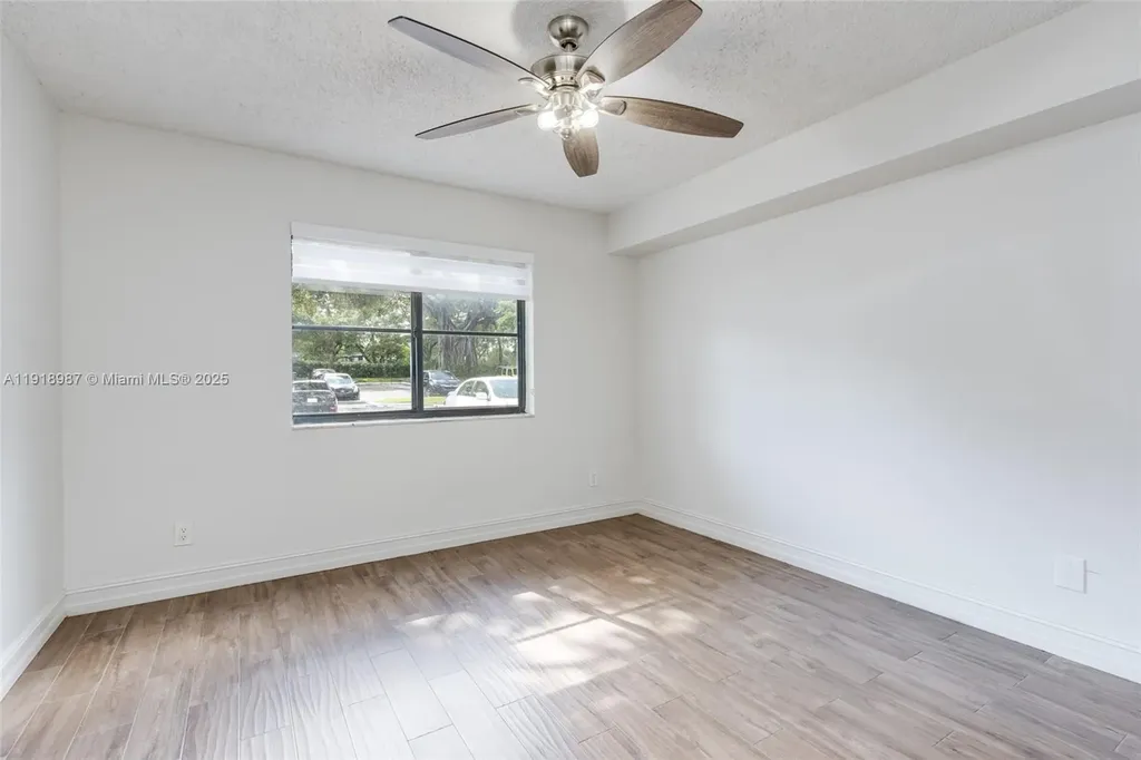 650 S Park Road Hollywood FL 33021