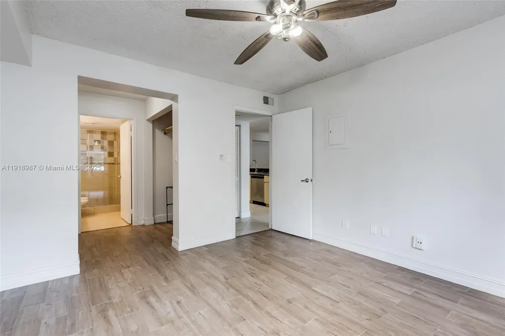 650 S Park Road Hollywood FL 33021