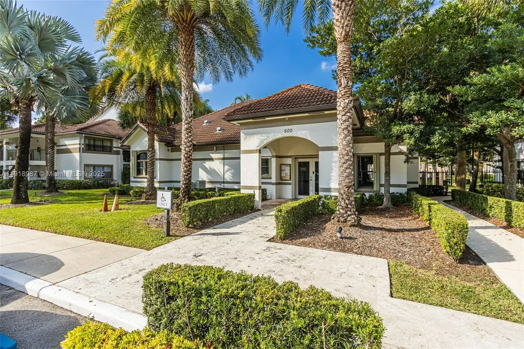 650 S Park Road Hollywood FL 33021