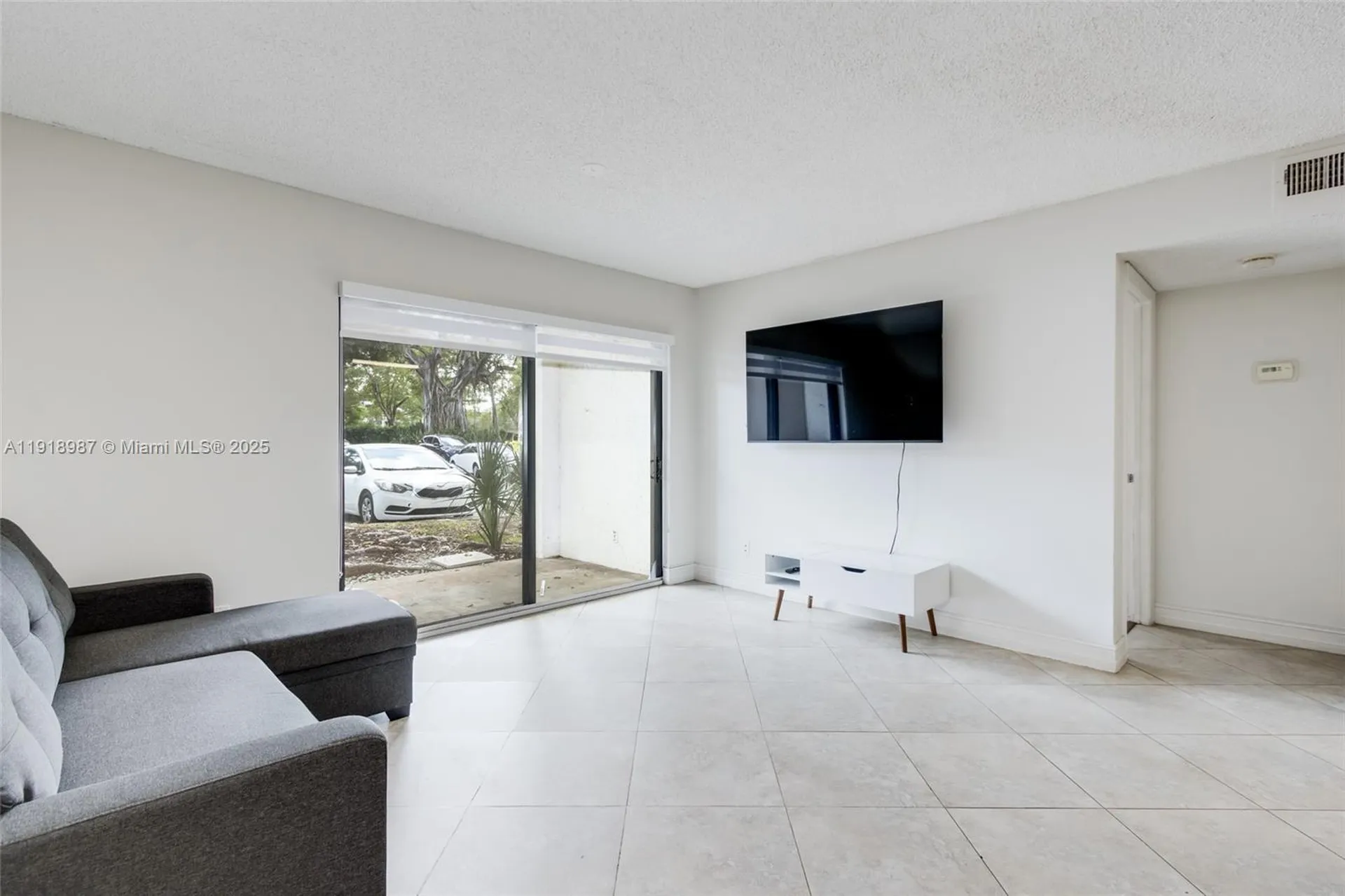 650 S Park Road Hollywood FL 33021