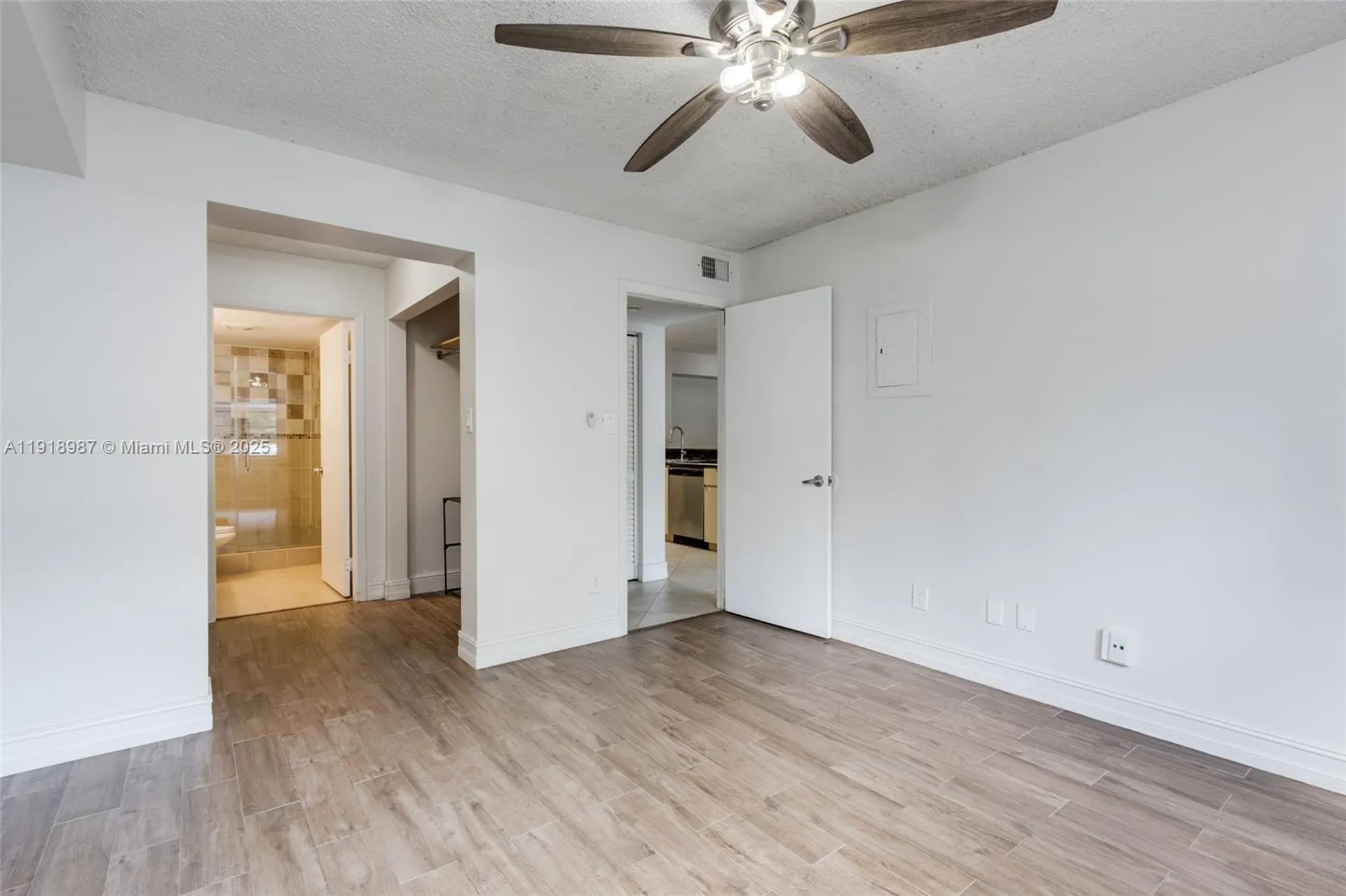 650 S Park Road Hollywood FL 33021