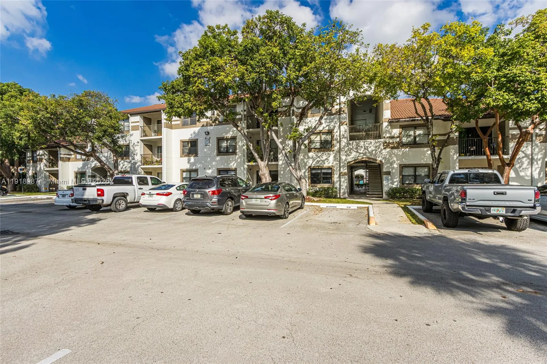 650 S Park Road Hollywood FL 33021