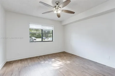 650 S Park Road Hollywood FL 33021