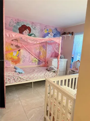 7523 SW 7th Place North Lauderdale FL 33068