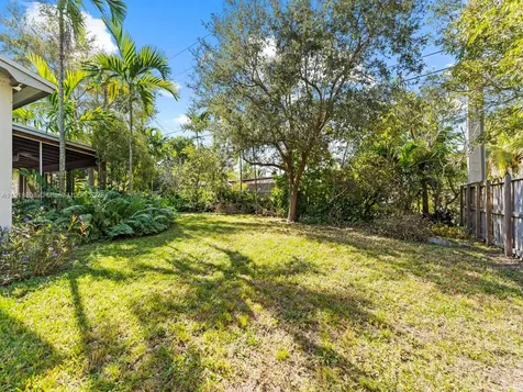 19700 Whispering Pines Road Cutler Bay FL 33157
