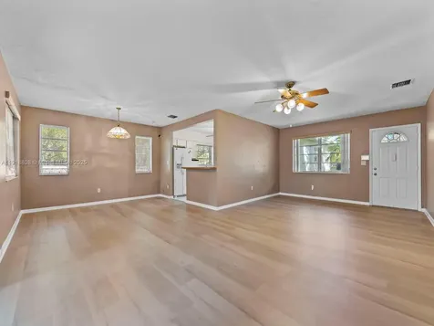 19700 Whispering Pines Road Cutler Bay FL 33157