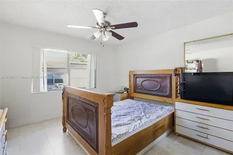 272 191st Terrace Sunny Isles Beach FL 33160