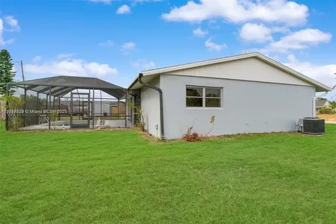 957 Great Falls Terrace NW Port Charlotte FL 33948