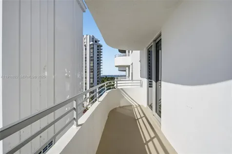 5555 Collins Avenue Miami Beach FL 33140