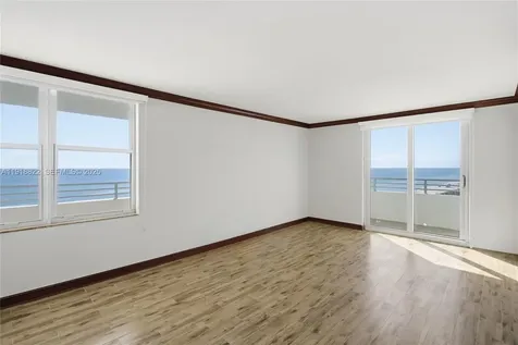 5555 Collins Avenue Miami Beach FL 33140