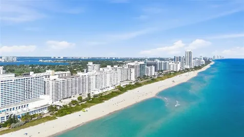 5555 Collins Avenue Miami Beach FL 33140