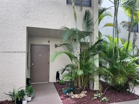 20200 W Country Club Drive Aventura FL 33180