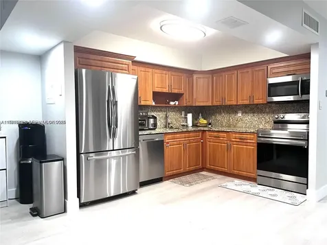 20200 W Country Club Drive Aventura FL 33180