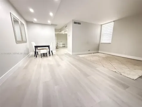 20200 W Country Club Drive Aventura FL 33180