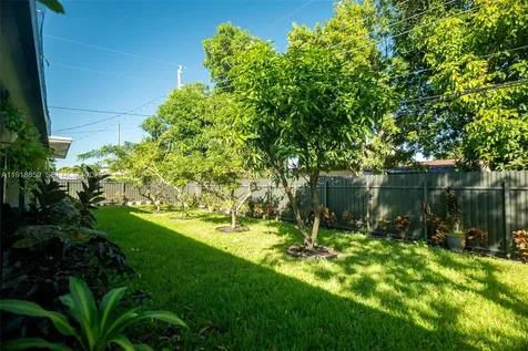 1531 NW 182nd Street Miami Gardens FL 33169