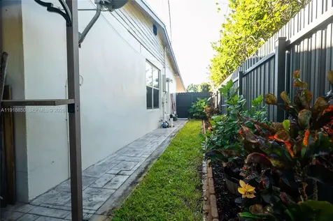 1531 NW 182nd Street Miami Gardens FL 33169
