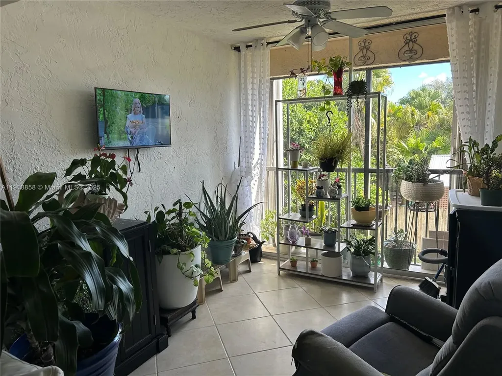 8715 Shadow Wood Boulevard Coral Springs FL 33071