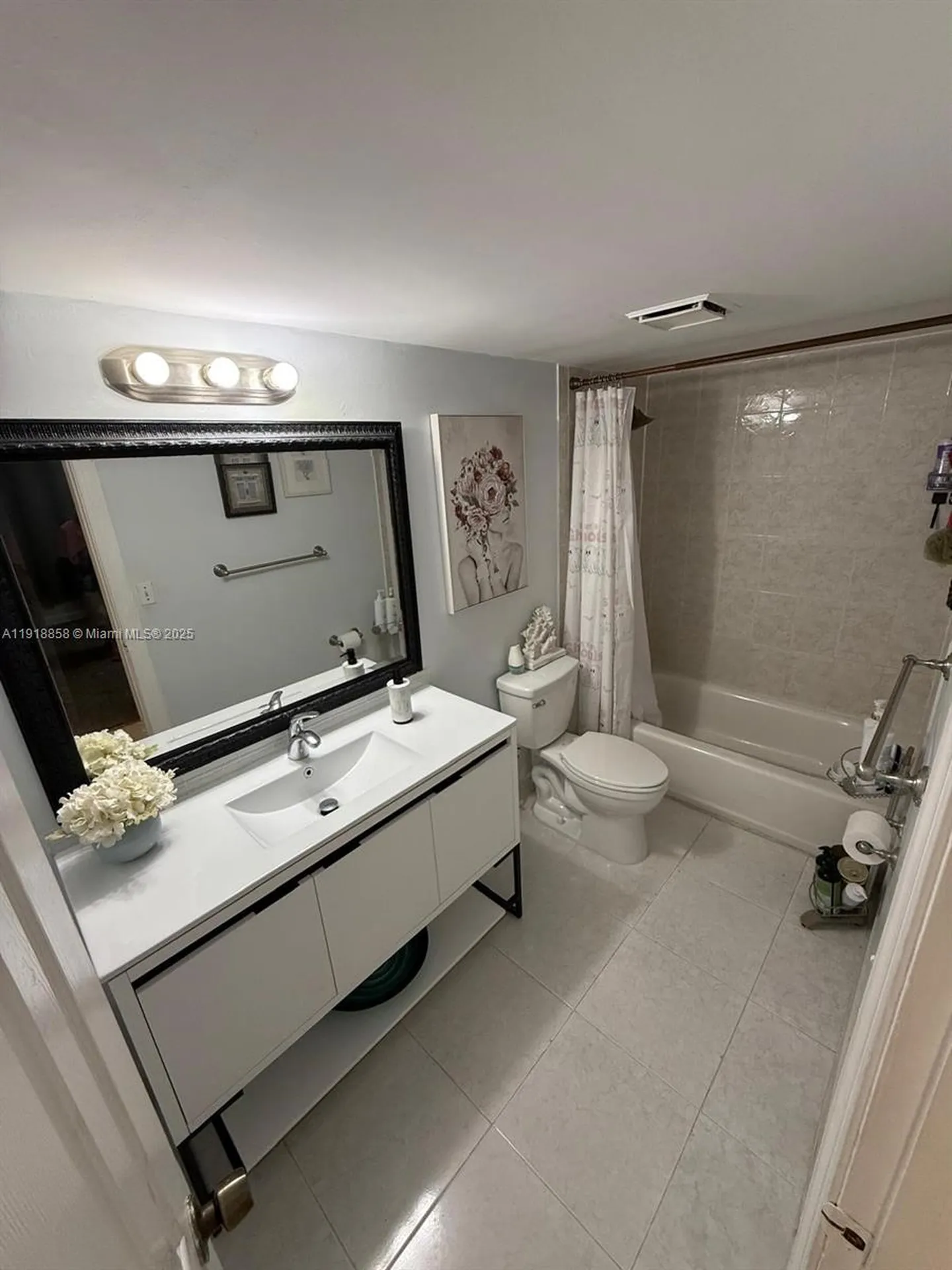 8715 Shadow Wood Boulevard Coral Springs FL 33071