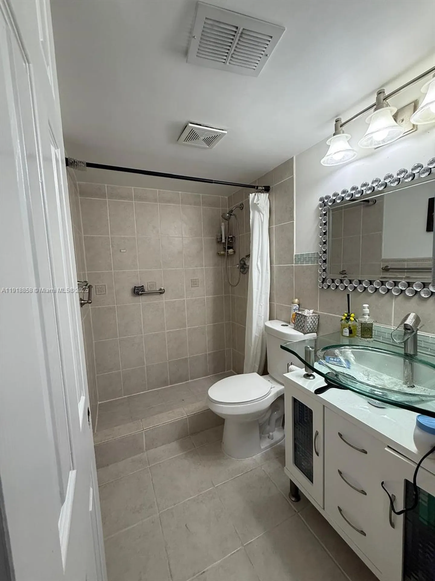 8715 Shadow Wood Boulevard Coral Springs FL 33071