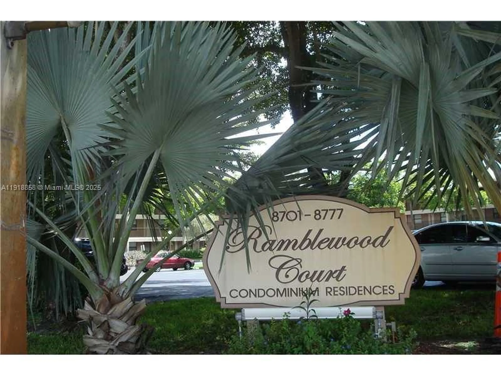 8715 Shadow Wood Boulevard Coral Springs FL 33071