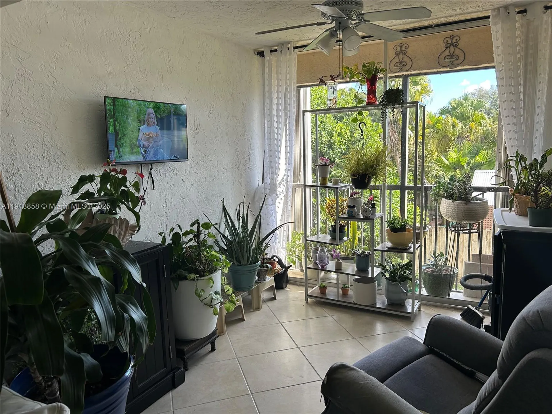 8715 Shadow Wood Boulevard Coral Springs FL 33071