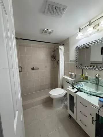 8715 Shadow Wood Boulevard Coral Springs FL 33071