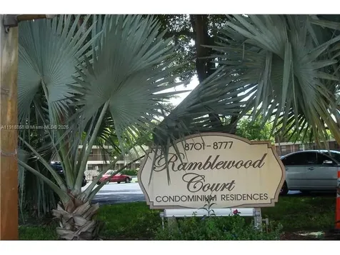 8715 Shadow Wood Boulevard Coral Springs FL 33071