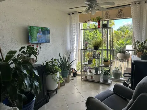 8715 Shadow Wood Boulevard Coral Springs FL 33071