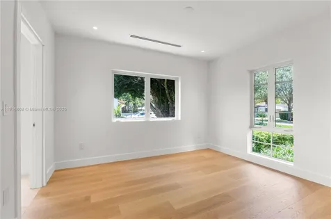 45 NE 104th Street Miami Shores FL 33138