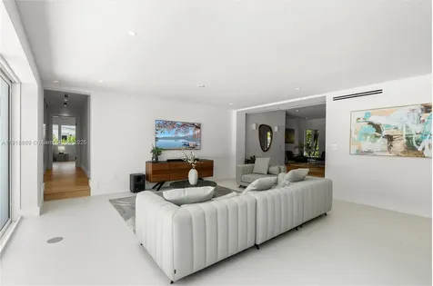 45 NE 104th Street Miami Shores FL 33138