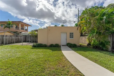 4250 SW 10th Street Miami FL 33134