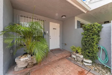 2401 SW 102nd Avenue Miami FL 33165