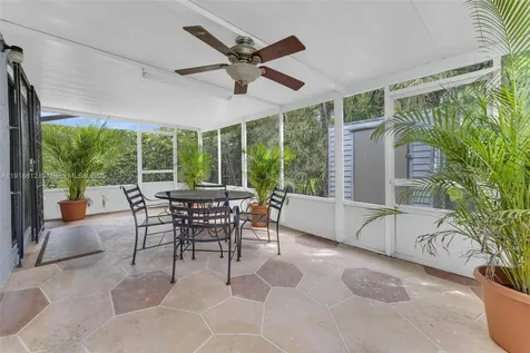 2401 SW 102nd Avenue Miami FL 33165
