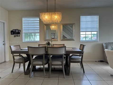 3778 San Simeon Circle Weston FL 33331